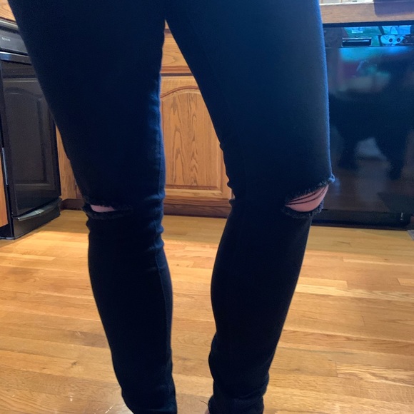 Ripped black jeans - Picture 3 of 3